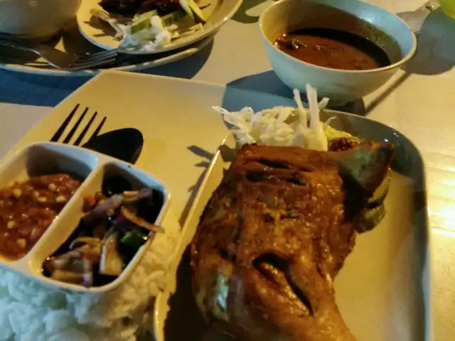 Mamu Gurney Ikan Bawal Bagan Jermal Food Photo 11