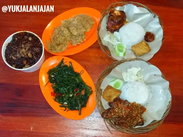 Gambar Makanan Ayam Goreng Nelongso 9