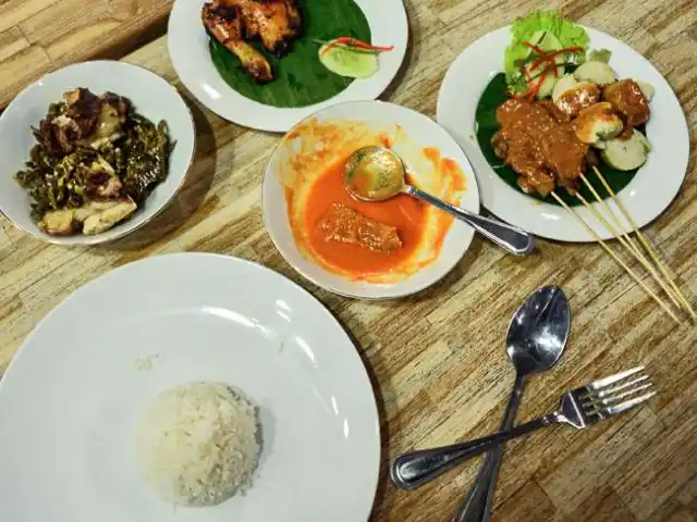 Gambar Makanan Jim Nasi Padang 11