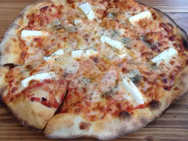 Pizza İl Forno'nin yemek ve ambiyans fotoğrafları 31