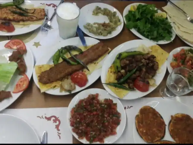 Adana Kebap Bahçesi'nin yemek ve ambiyans fotoğrafları 4