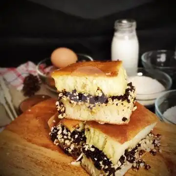 Gambar Makanan Martabak Pecenongan Mas Kuningan 4