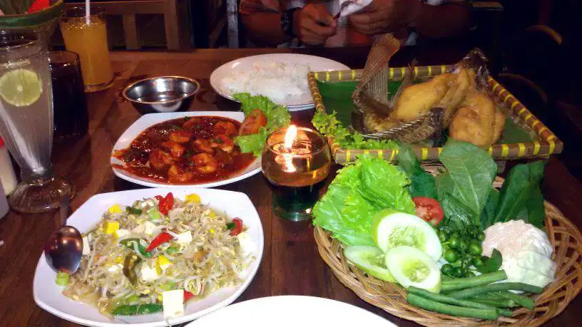 Gambar Makanan Saung Kuring 14