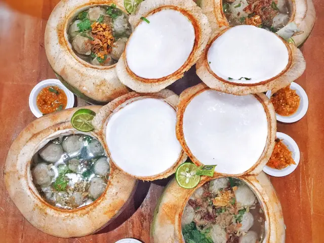 Gambar Makanan Bakso Kelapa Bu Gendut 7