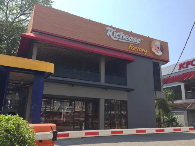 Gambar Makanan Richeese Factory 4