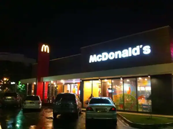 Gambar Makanan McDonald's 7