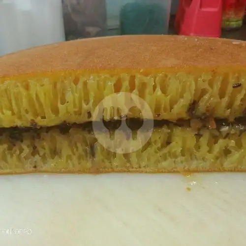 Gambar Makanan Martabak Banka Favorite Top88, Jl. Kemiri VIII, Pamulang 12