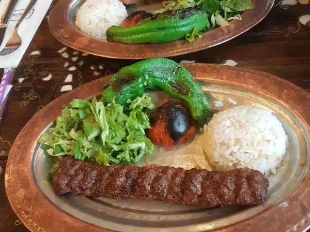 Rast Restaurant & Cafe'nin yemek ve ambiyans fotoğrafları 58