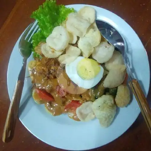 Gambar Makanan Gado-gado, Pecel, Lontong Sayur Nyata Rasa, Gajayana 1