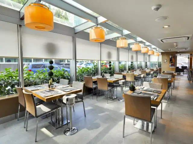 Ace Restaurant & Lounge - Avantgarde Levent Hotel'nin yemek ve ambiyans fotoğrafları 1