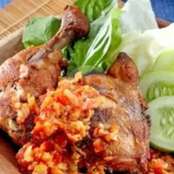 Gambar Makanan Ayam Penyet Bunda Maya, Medan Helvetia 2