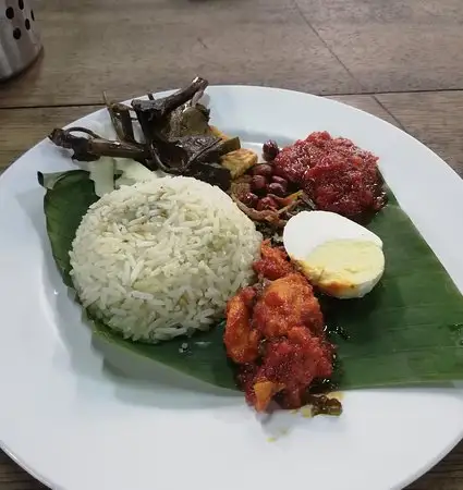 Nasi Lemak Angah Food Photo 8