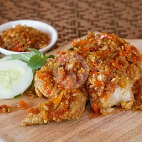 Gambar Makanan Ayam Geprek Nikmat, Renon 4