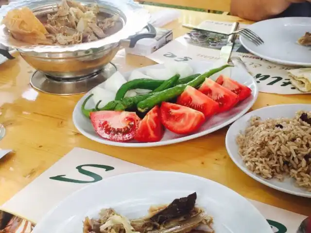Söğütlü Bahçe Kuzu Çevirme'nin yemek ve ambiyans fotoğrafları 16