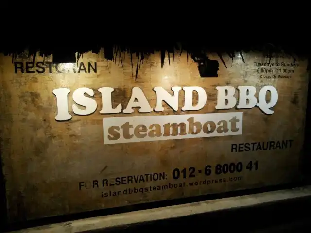 Island BBQ Steamboat Food Photo 2