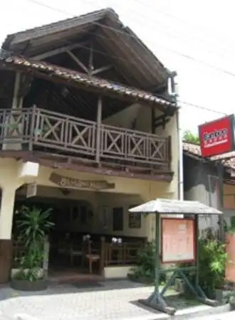 Gambar Makanan Bamboo House Cafe and Restaurant 8