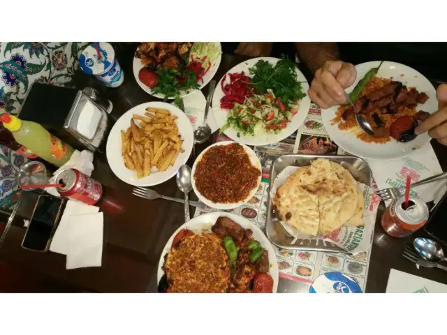 Gaziantepli Bahaddin Usta ve Kardeşler Sofrası'nin yemek ve ambiyans fotoğrafları 6