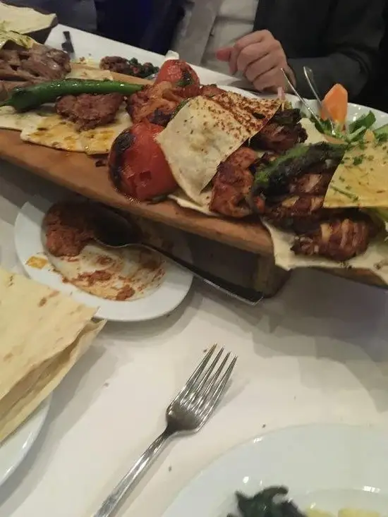 Köz Kanat Kebap'nin yemek ve ambiyans fotoğrafları 3