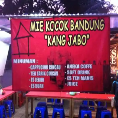Mie Kocok Bandung "Kang Jabo"