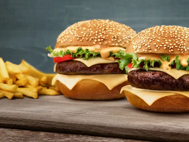 Wooden Burger & Fried & Hotdog'nin yemek ve ambiyans fotoğrafları 1