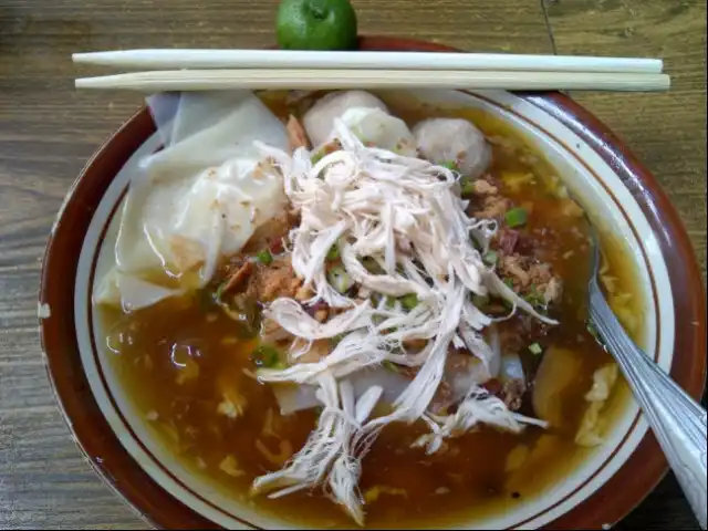 Gambar Makanan Lomie Bakmie Ayam Lodaya 10