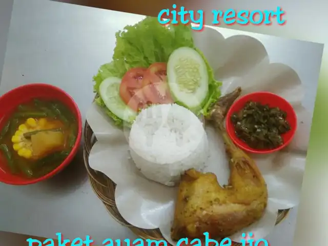 Gambar Makanan Saung RR City Resort 20