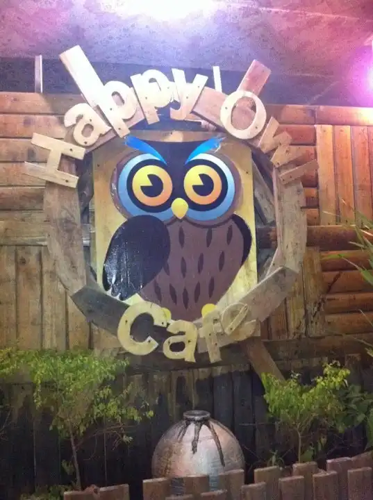 Happy Owl Cafe