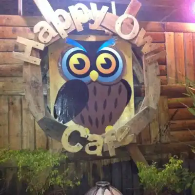 Happy Owl Cafe
