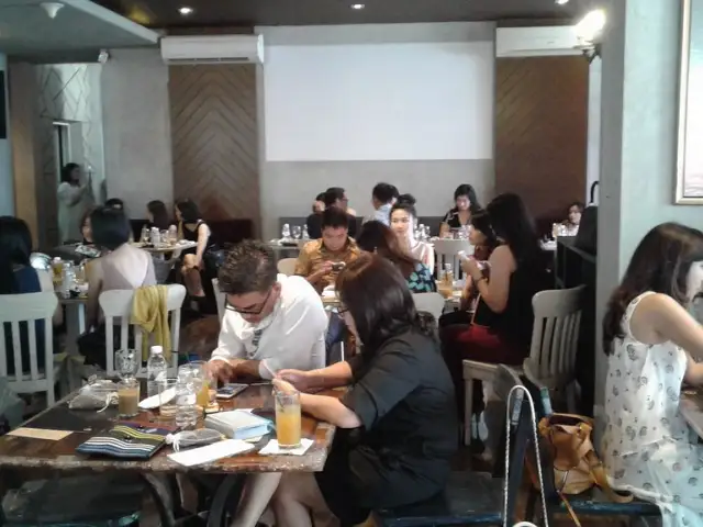 Gambar Makanan Strada Coffee & Cafe 5