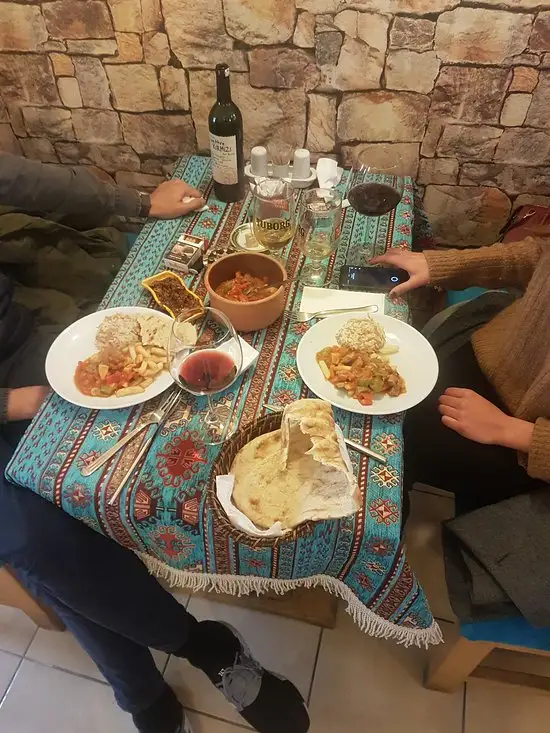 Istanbul Anatolian Cuisine'nin yemek ve ambiyans fotoğrafları 3