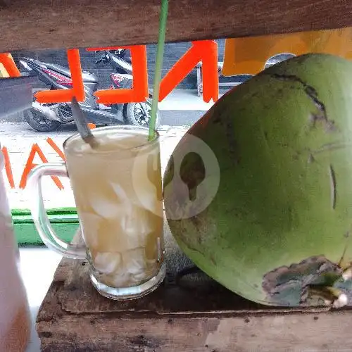 Gambar Makanan Es Kelapa Jeruk Iyan 10