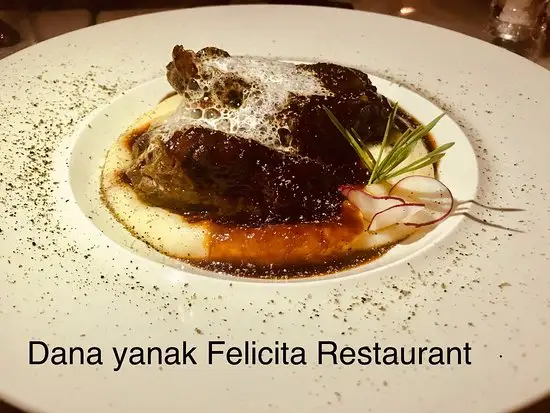 Felicita Fine Dining Restaurant'nin yemek ve ambiyans fotoğrafları 50