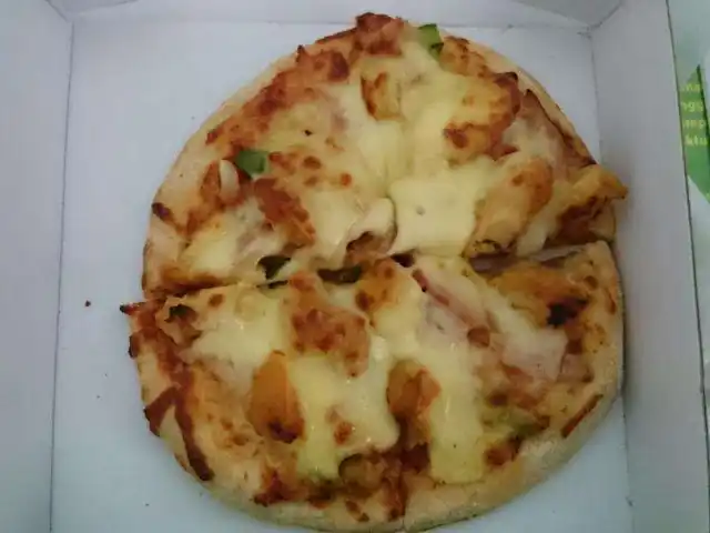 Gambar Makanan Gian Pizza 6