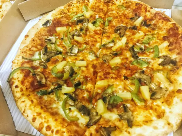 Gambar Makanan Domino's Pizza 13