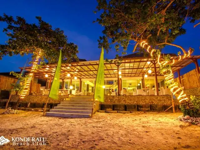 Gambar Makanan Konderatu Beach Club 4