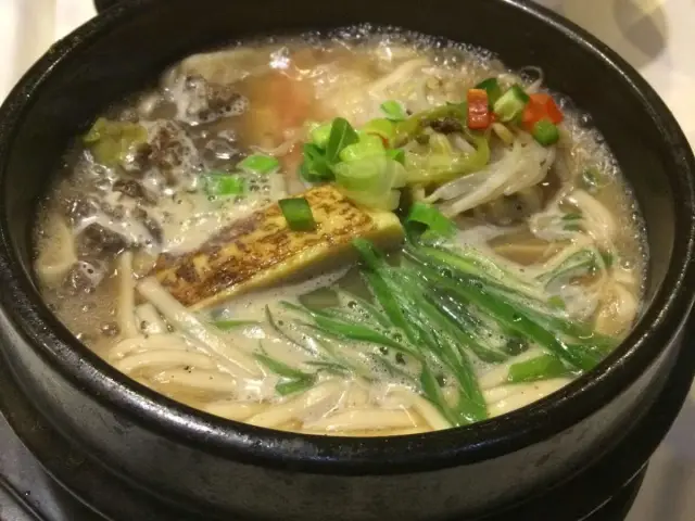 Chef's Noodle Korean Restaurant Food Photo 11
