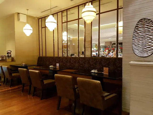 Gambar Makanan Satoo Deli Shop - Hotel Shangri-La Jakarta 8