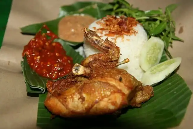 Gambar Makanan Nasi Uduk & Ayam Goreng Mas Dikun 5