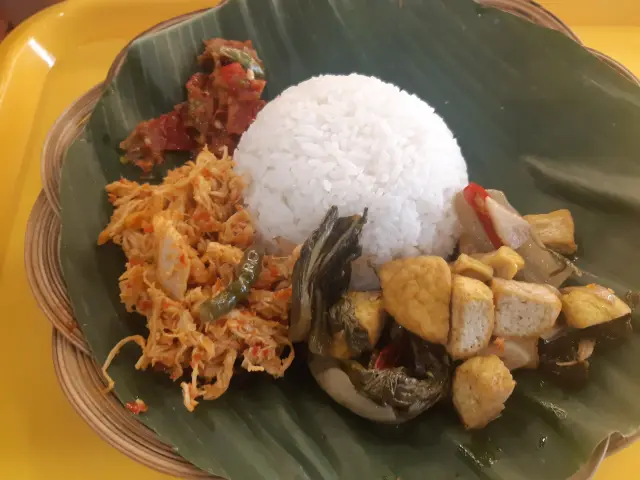 Gambar Makanan Piring Nasi 12