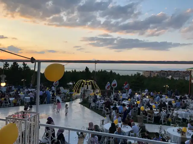 Çamlıtepe Panorama Restorant ve Kır Düğün Salonu'nin yemek ve ambiyans fotoğrafları 5