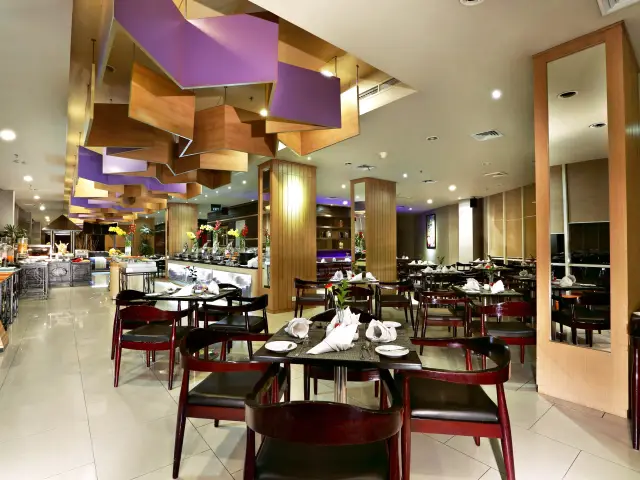 Gambar Makanan Mezzanine Restaurant - Atria Hotel 13