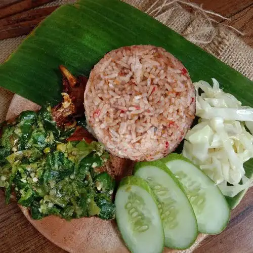 Gambar Makanan Ayam Penyet Sambel Hejo Sambel Dadak, Kalibata 4