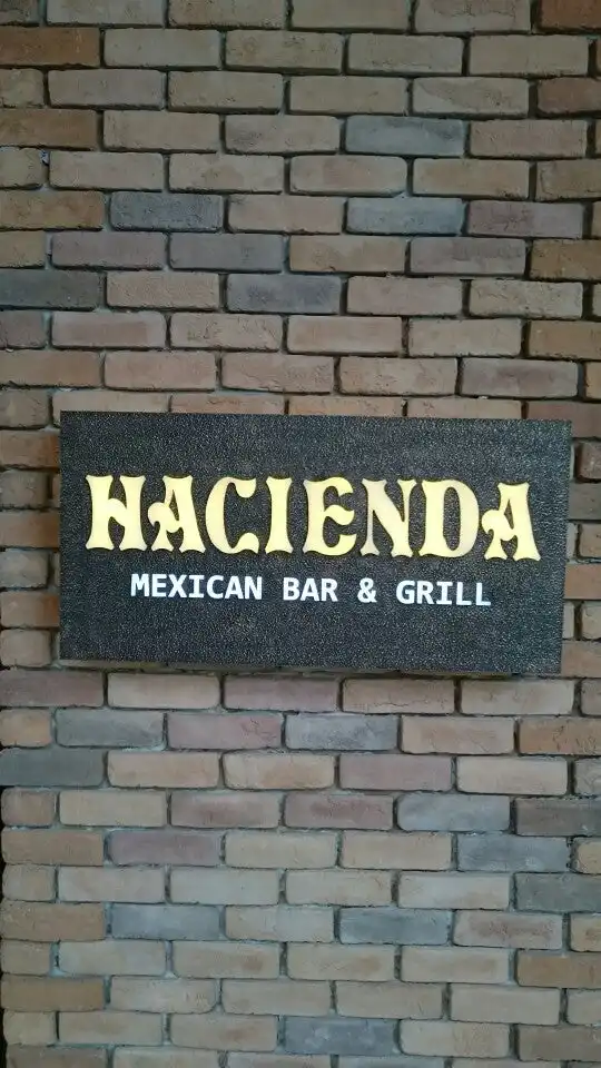 Gambar Makanan Hacienda Mexican Bar & Grill 4