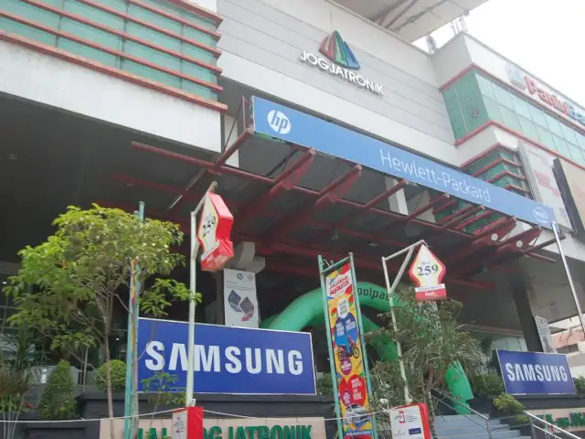 Gambar Makanan Foodcourt Jogjatronik 12