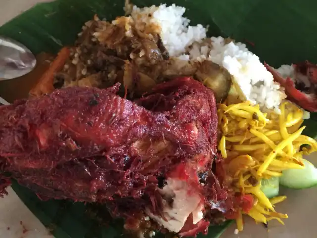 Nasi Paku Ayam Kampung Food Photo 10