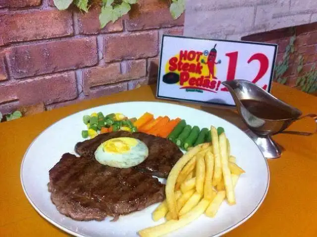 Hot Steak Pedas