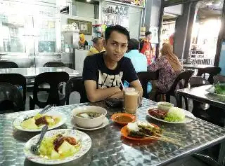 Chop Tong Ah / Ramly Kopitiam Food Photo 2