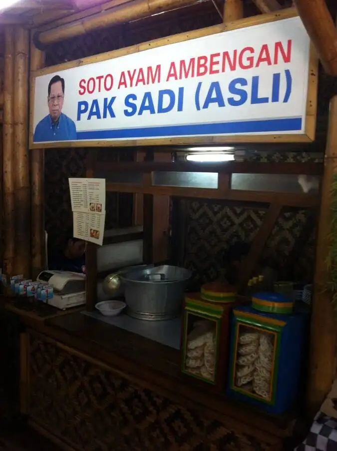 Soto Ayam Pak Sadi