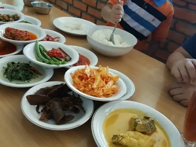 Gambar Makanan Kedai Nasi Pauh Piaman Pekanbaru 12