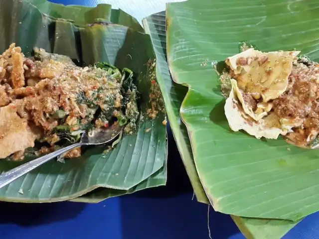 Gambar Makanan Nasi Pecel Mbok Sador 7